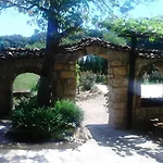 纳斯科别墅旅馆 *